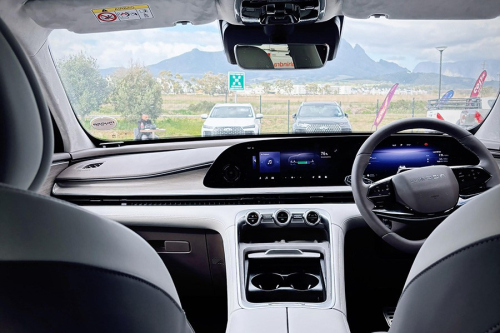 OMODA C9 PHEV